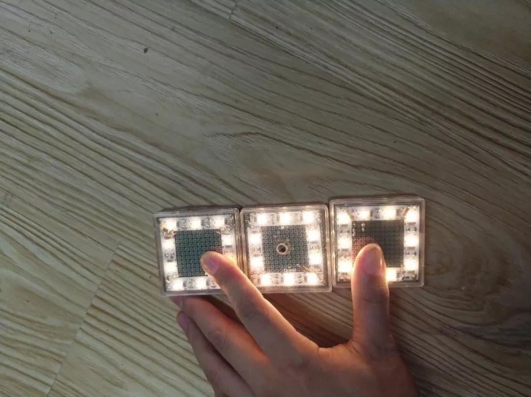 701442736867809156.jpg